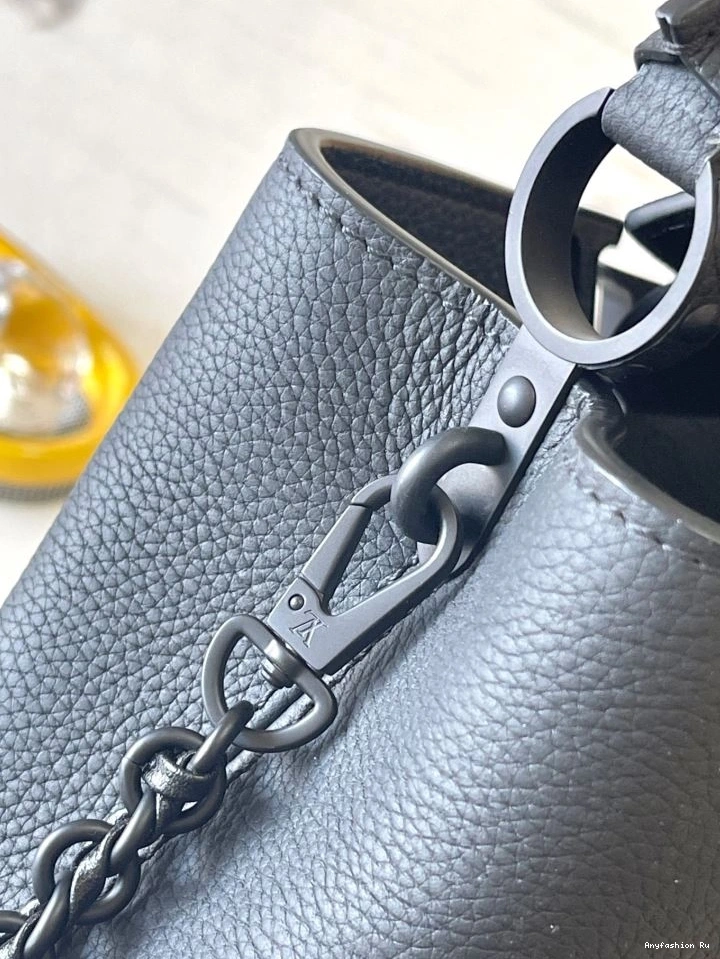 Capucines Louis Vuitton Bold 93635 Bags BB 0625